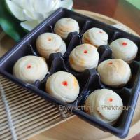 ราคา ขนมเปี๊ยะไส้ถั่วไข่เค็มอบควันเทียน ขนมเปี๊ยะท่าย์น้ำ อิสลามทานได้ เจทานได้(เฉพาะบางไส้) เปี๊ยะท่าย์น้ำ (12353293465)