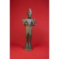 ราคา เทวรูปพระนารายณ์ ปางสี่กร ศิลปะเขมรบายน เนื้อสำริด สนิมหยก สูง 1เมตร (20988470460)