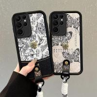 ราคา SAMSUNG หรูหราวินเทจดอกเคมีเลียสีดําสีน้ําตาลผีเสื้อดอกไม้หนังเทียมโทรศัพท์เชือกเส้นเล็กนุ่มเต็มเลนส์ปกป้องกรณีโทรศัพท์สําหรับ กาแลคซี ส23อัลตร้าสําหรับซัมซุงปกหลังก (28393505960)