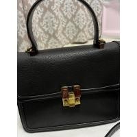 ราคา กระเป๋าถือ/สะพาย charles&Keith สีดำ สภาพนางฟ้า ราคามิตรภาพจ้า (17371414197)