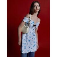 ราคา กระเป๋าสะพายมือสองcharles&keith ของแท้ สีชมพูอ่อน ตกแต่งสายด้วยอะไหล่สีทอง (มีถุงผ้า+ป้ายtag) (24845005242)