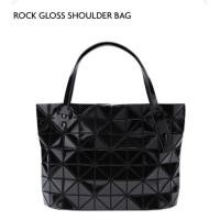 ราคา [Used like NEW]สินค้ามือสอง ของแท้ จากญี่ปุ่น BAO BAO ROCK Gross Shoulder bag (259185915)