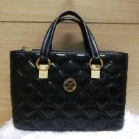 ราคา กระเป๋าmetrocity เมโทรซิตี้ ของแท้ สีดำ อะไหล่ทองสวย สภาพสวย ฐาน11*สูง8นิ้ว​ (2323823117)