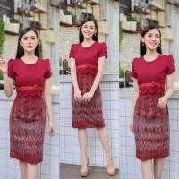 ราคา ชุดเดรสผ้าไทยสีแดงสกลมัดหมี่เดรสผ้า​ฝ้ายสกลหมักโคลนพิมพ์ลายมัดหมี่ตัดต่อผ้าบาร์บี้ มีซับในทั้งชุด​ (8304226004)