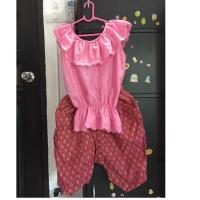 ราคา ชุดไทยเด็ก เสื้อ+ กางเกง สีชมพู size M มือ2 (1282424843)