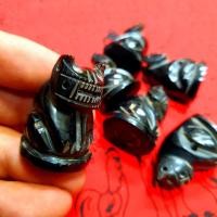 ราคา เสือมหาอำนาจ หลวงพ่อปาน วัดคลองด่าน แกะสลักจากเขาควายฟ้าผ่าตาย ตามตำราผู้ใดมีบูชารอดพ้นจากภัยต่างๆมีเสือคุ้มภัย (4195359051)