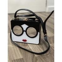 ราคา กระเป๋า Alicia & Olivia (20826368282)