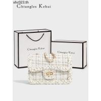 ราคา กระเป๋าสำหรับผู้หญิง สไตล์ชาแนล ผลิตจากผ้าขนสัตว์ พร้อมสายโซ่ (41376828859)