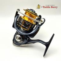 ราคา รอกมือสอง!! สินค้ามือสอง DAIWA 15 FREAMS 2500 / สินค้ามือสองพร้อมส่ง (43957648117)