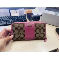 ราคา Coach กระเป๋าตังค์โค๊ชแท้ ลายซี ซิบรอบ มือ2 (22475418630)