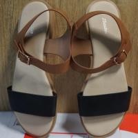 ราคา สวมรัดข้อเปิดหน้าจาก #BATA #แท้ (4010775972)