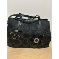 ราคา กระเป๋า Coach tote มือสอง ของแท้ ขนาดประมาณ 14 นิ้ว (25857098846)