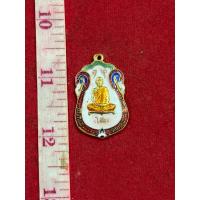 ราคา เหรียญเสมา หลวงปู่โต๊ะ วัดประดู่ฉิมพลี เนื้อเปียกทองคำแท้ลงยา ปี 2517 (47351252484)