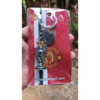 ราคา พวงกุญแจ แมนยู แชมป์ พรีเมียร์ลีกเนื้อโลหะ MAN U (26266842652)