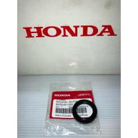 ราคา ซีลดุมล้อหลัง ขวา(รุ่น-ดิสเบรคหลัง) Nova,Dash,LS125,Tena,Beat 2T (แท้ศูนย์ฮอนด้า) 90753-051-003 (41205804921)