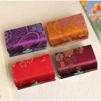 ราคา LISPTIK WALLET + GLASS / DOUBLE LIPSTICK HOLDER - DIFFERENT MOTIFS / PATTERNS STILL THE SAME COLOR (49450185468)