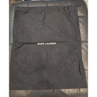 ราคา ถุงผ้า SAINT LAURENT ของแท้48×57cm. แถมมากับกระเป๋าเป้ ไม่เคยใช้เลย (55802517195)