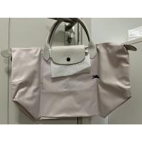 ราคา Kept Unused Longchamp Le Pliage Club สี craie size M หูสั้น แท้ 100% จาก shop King power ของใหม่ เก่าเก็บ (10585778709)
