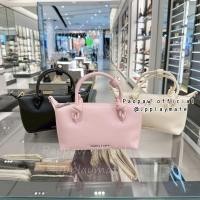 ราคา กระเป๋าสะพายข้าง Charles & keith รุ่น Sammie Knotted-Handle Tote Bag : CK2-30271635 แท้จากชอป (43709441845)
