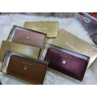 ราคา New mkกระเป๋าสะพายของแท้2490 (12448782210)