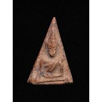 ราคา พระนางพญาหลวงพ่อทาบ วัดกระบกขึ้นผึ้ง จ.ระยอง ปี 2505 เนื้อดิน (18579232530)