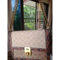 ราคา กระเป๋าสะพายข้างหนังแท้ แบรนด์แท้ coach ไซส์ 8.5 นิ้ว สูง 6 นิ้ว สภาพสวยๆ อะไหล่ทองเหลืองสวยมากๆ อะไหล่ปั๊มแบรนด์ทุกจุด (19202175162)