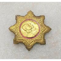 ราคา (หายาก) เข็มกลัด สาธารณะสงเคราะห์ยุทธภูมิ ในหลวง ร.9 - พระราชินี ปี 2528 หลวงพ่อฤาษีลิงดำ วัดท่าซุง ปลุกเสก เก่าเก็บ (25529242628)