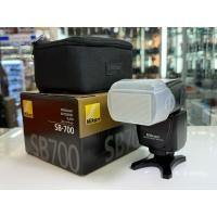 ราคา Nikon Speedlight SB-700 (25339843681)