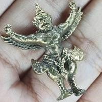 ราคา พญาครุฑ ยืนกางปีก เนื้อทองเหลือง ความสูง 3 ซม.0 (แถมผ้ายันต์พญาครุฑขนาดเล็ก 1 ผืน) (3035519531)
