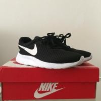 ราคา - SALE - ส่งต่อ NIKE tanjun สภาพ90% (1316039120)