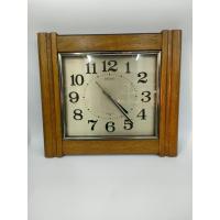 ราคา SEIKO QUARTZ QR530B JAPAN นาฬิกาแขวนผนัง กรอบไม้ หน้าปัดสีทอง เข็มสีดำ ตัวเลขสีดำนูนออก เหมาะสำหรับแต่งบ้าน (24863048160)