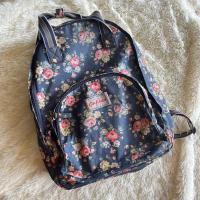 ราคา กระเป๋าเป้ cath kidston ลายดอกไม้สีน้ำเงิน (19488058559)