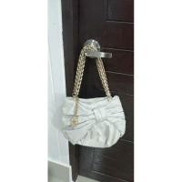 ราคา กระเป๋าแบรนด์แท้ Nina Ricci. มือสอง (7353346598)