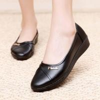 ราคา Sale 90% รองเท้าคัชชูส้นหนา หัวแหลม ประดับหมุด H&S หนังเงาพื้นยางนิ่ม สีพื้น 4 สี เบอร์ 36-40 (90) (26174981193)