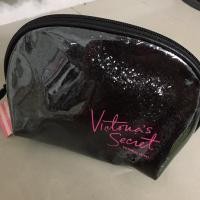 ราคา กระเป๋าเครื่องสำอางค์ Victoria’s secret (5859361564)