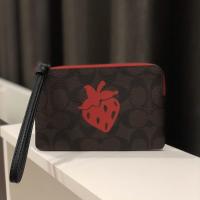 ราคา New coach คล้องมือ พร้อมส่ง (3904465263)