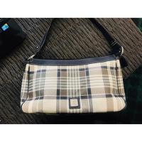 ราคา Guy Laroche มือสอง แบรนด์แท้ (2886944721)