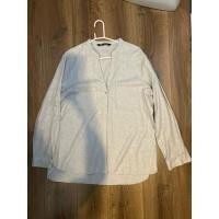 ราคา เสื้อเชิ้ตผู้ชาย zara L สีเทาอ่อน อก 42‘ ยาว 26’ คอวี (28717080526)