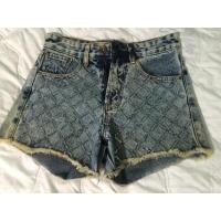 ราคา กางเกงยีนส์ขาสั้นปักเลื่อม (107651466)