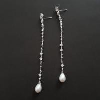 ราคา ต่างหูเพชรระย้าปลายประดับมุกทรงหยดน้ำ (1118629340)