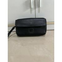 ราคา กระเป๋าครัชหนังมือสอง (24861697192)