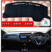 ราคา พรมปูคอนโซลหน้ารถ สีดำ ฮอนด้า ซิตี้ Honda City ปี 2014-2019 พรมคอนโซล (11534383438)