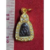 ราคา พระปิดตาวัดอนงคารามเนื้อเมฆพัตร ให้พร้อมกรอบทองไมครอนแท้พร้อมแขวนบูชาเป็นของแท้รับประกัน (28642300162)