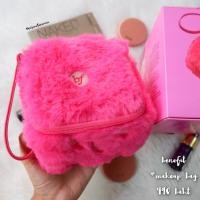 ราคา พร้อมส่ง! benefit makeup bag *กระเป๋าเครื่องสำอาง (50900124204)