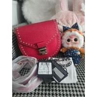 ราคา New ♥️ MCM แท้ % สีแดง MCM Patricia Crossbody Medium Shoulder Bag Red Studded Leather (26961299150)