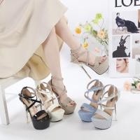 ราคา รองเท้านางแบบ ใส่ประกวด มิสแกรนด์ ส้นเข็ม สูง 6 นิ้ว เสริมพื้นหน้า 2.5 นิ้ว หนังเงานิ่ม 8-3125 (23557879710)