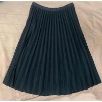 ราคา มือ 2 กระโปรงจีบรอบตัว เอวยางยืด ผ้าหนา มีน้ำหนักทิ้งตัว (22651474897)