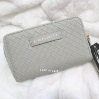 ราคา พร้อมส่ง กระเป๋าสตางค์ ใบยาว เรียบหรูดูดี (สีแดงเบอร์กันดี) โมชิโมชิ (12032783366)