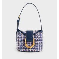 ราคา กระเป๋าสะพายข้าง charles&keith Gabine Tweed Bucket Bag - Navy (24834585802)
