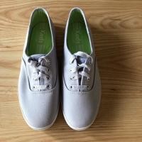 ราคา Keds รองเท้า ของแท้100% size US7 (2069594047)